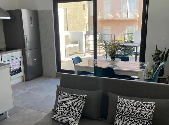 Duplex 2 Chambres, Avec Terrasse - Soleil Levant *